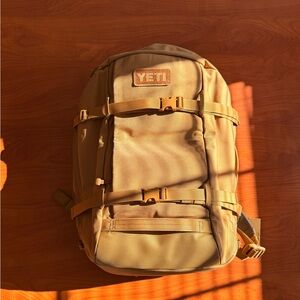 YETI Crossroads 27L Tan Backpack